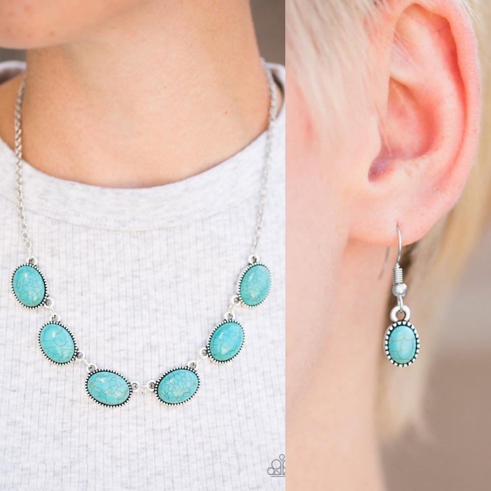 Paparazzi Turquoise Necklace w/matching Earrings